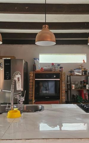 Casa para alugar com 300m², 2 quartos e 2 vagas Casa para alugar com 300m², 2 quartos e 2 vagasCozinha