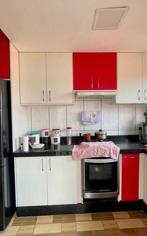 Casa à venda com 99m², 2 quartos e 2 vagas