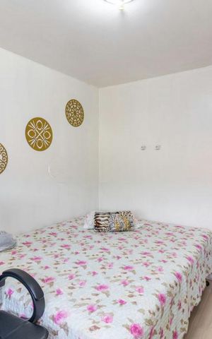 Casa de condomínio à venda com 250m², 3 quartos e 2 vagas