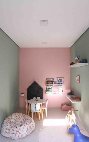 Apartamento à venda com 36m², 2 quartos e sem vaga Apartamento à venda com 36m², 2 quartos e sem vagaBrinquedoteca
