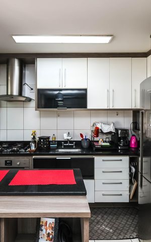 Apartamento à venda com 62m², 2 quartos e 2 vagasCozinha e Área de Serviço