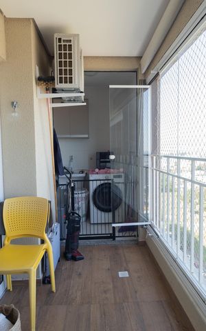 Apartamento para alugar com 73m², 2 quartos e 1 vaga Apartamento para alugar com 73m², 2 quartos e 1 vagaVaranda