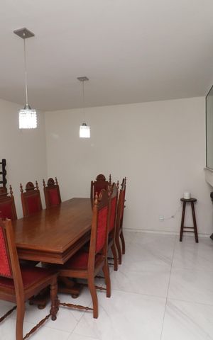 Casa para alugar com 540m², 4 quartos e 3 vagasSala