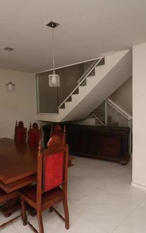 Casa para alugar com 540m², 4 quartos e 3 vagasSala
