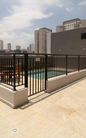Apartamento para alugar com 37m², 2 quartos e sem vaga Apartamento para alugar com 37m², 2 quartos e sem vagaÁrea comum - Piscina