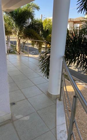 Casa de condomínio à venda com 290m², 4 quartos e 4 vagas