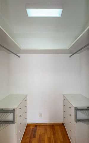 Apartamento para alugar com 192m², 5 quartos e 2 vagasQuarto Suíte