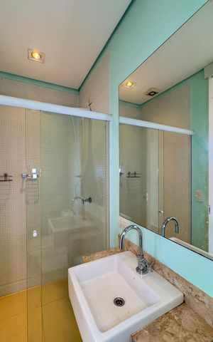 Apartamento para alugar com 192m², 5 quartos e 2 vagasCobertura