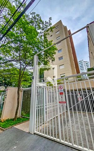 Apartamento para alugar com 192m², 5 quartos e 2 vagasFachada