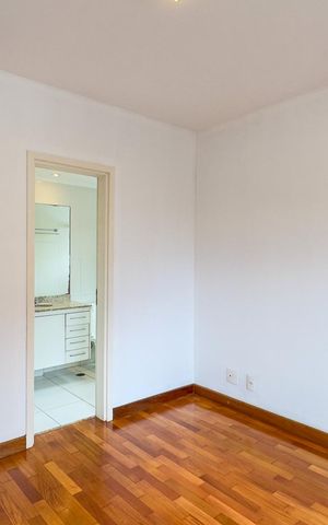 Apartamento para alugar com 192m², 5 quartos e 2 vagasQuarto Suíte