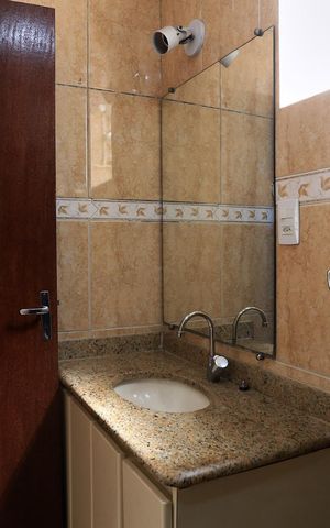 Apartamento para alugar com 185m², 4 quartos e 2 vagas Apartamento para alugar com 185m², 4 quartos e 2 vagasBanheiro da Suíte