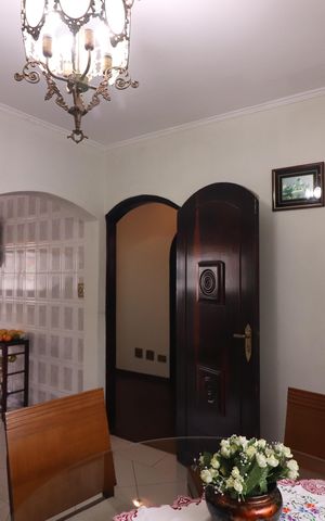 Casa à venda com 230m², 3 quartos e 4 vagasCopa 