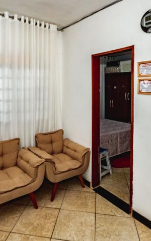 Casa à venda com 360m², 2 quartos e 3 vagasSala