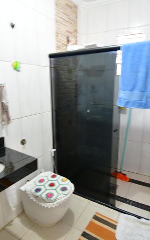 Casa à venda com 50m², 2 quartos e 3 vagasBanheiro