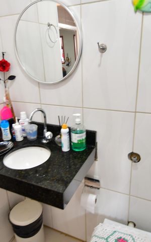 Casa à venda com 50m², 2 quartos e 3 vagasBanheiro