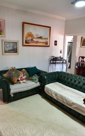 Casa à venda com 50m², 2 quartos e 3 vagasSala