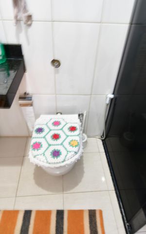 Casa à venda com 50m², 2 quartos e 3 vagasBanheiro