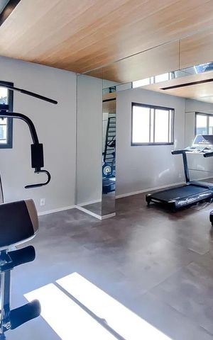 Studio para alugar com 30m², 1 quarto e sem vaga Studio para alugar com 30m², 1 quarto e sem vagaAcademia