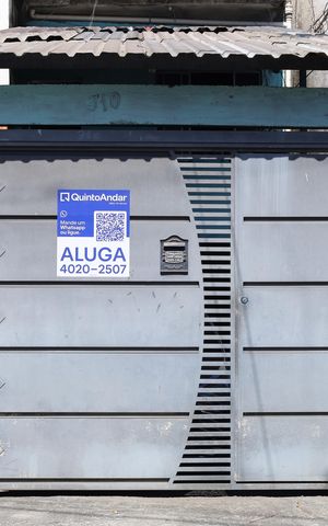 Casa para alugar com 50m², 1 quarto e sem vagaPlaca GRANDE instalada no portão do imóvel, dia 18.08.2026 - Código da placa: SWRM-1587