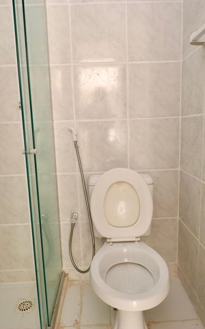 Apartamento para alugar com 70m², 2 quartos e 1 vaga Apartamento para alugar com 70m², 2 quartos e 1 vagaBanheiro