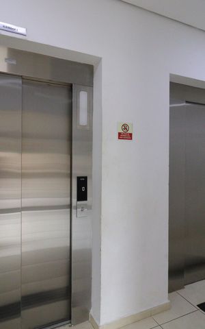 Apartamento à venda com 44m², 2 quartos e 1 vagaElevadores