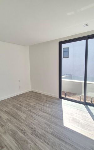Casa de condomínio à venda com 335m², 3 quartos e 4 vagas Casa de condomínio à venda com 335m², 3 quartos e 4 vagasBanheiro