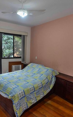 Apartamento à venda com 190m², 4 quartos e 3 vagas Apartamento à venda com 190m², 4 quartos e 3 vagasSuíte 2
