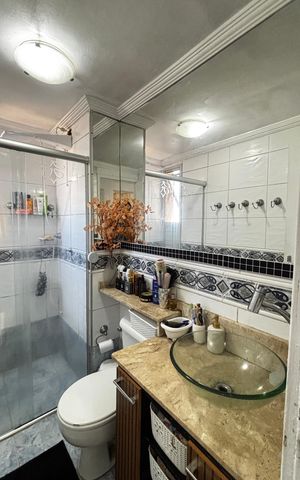 Apartamento à venda com 65m², 3 quartos e 1 vaga Apartamento à venda com 65m², 3 quartos e 1 vagaBanheiro