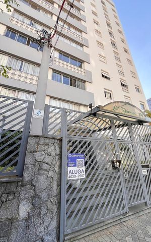 Apartamento para alugar com 120m², 3 quartos e 1 vagaFachada + plaquinha