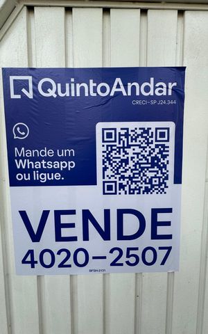 Casa à venda com 203m², 2 quartos e 2 vagas Casa à venda com 203m², 2 quartos e 2 vagasPlaca grande