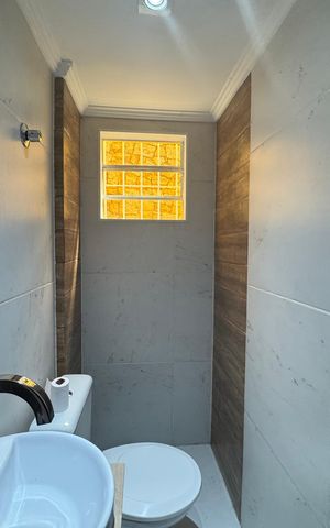 Casa à venda com 203m², 2 quartos e 2 vagas Casa à venda com 203m², 2 quartos e 2 vagasLavabo