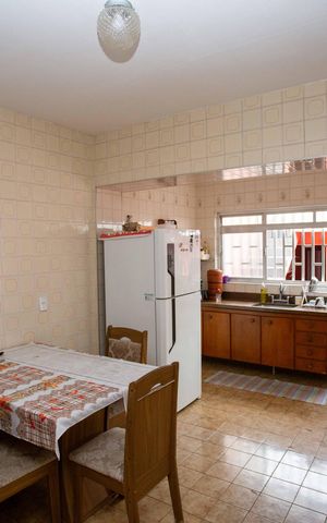 Casa à venda com 280m², 4 quartos e 3 vagasCozinha