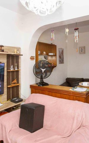 Casa à venda com 280m², 4 quartos e 3 vagasSala 