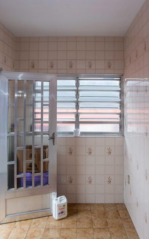 Casa à venda com 280m², 4 quartos e 3 vagasÁrea de Serviço