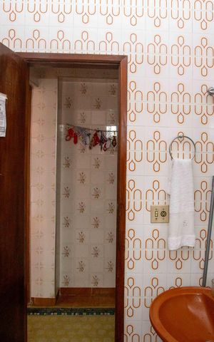 Casa à venda com 280m², 4 quartos e 3 vagasCasa 2 - Banheiro social 