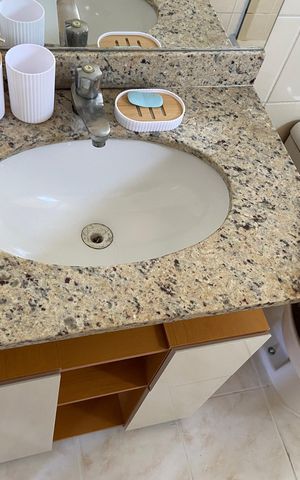 Apartamento para alugar com 68m², 3 quartos e 1 vaga Apartamento para alugar com 68m², 3 quartos e 1 vagaBanheiro