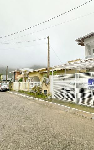 Casa para alugar com 68m², 2 quartos e 2 vagasVista da Rua