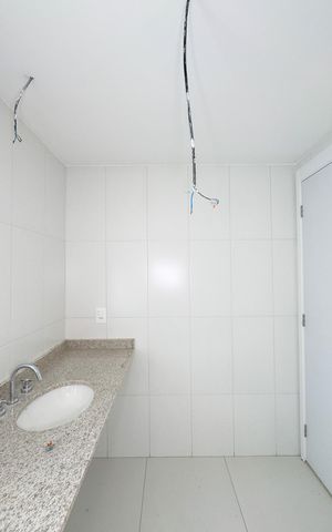 Apartamento à venda com 168m², 3 quartos e 2 vagas Apartamento à venda com 168m², 3 quartos e 2 vagasQuarto Suíte