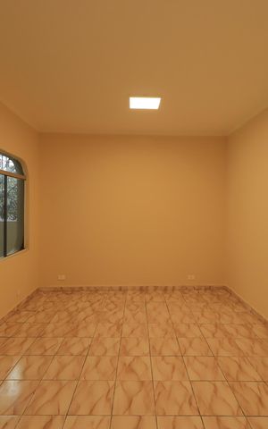 Casa para alugar com 200m², 2 quartos e 3 vagasSala