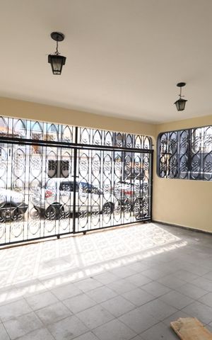 Casa para alugar com 200m², 2 quartos e 3 vagasGaragem