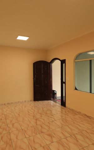 Casa para alugar com 200m², 2 quartos e 3 vagasSala
