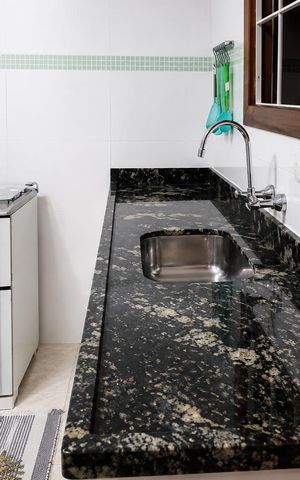 Casa à venda com 180m², 3 quartos e 2 vagasCozinha