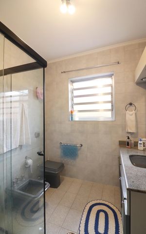 Casa à venda com 206m², 3 quartos e 2 vagasQuarto 1 - Suíte Banheiro 