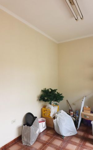 Casa à venda com 206m², 3 quartos e 2 vagasQuarto de Serviço