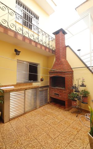 Casa à venda com 206m², 3 quartos e 2 vagasEspaço Gourmet