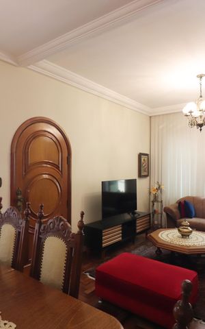 Casa à venda com 206m², 3 quartos e 2 vagasSala 