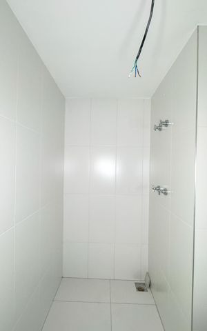 Apartamento à venda com 168m², 3 quartos e 2 vagas Apartamento à venda com 168m², 3 quartos e 2 vagasQuarto 3 - Suíte