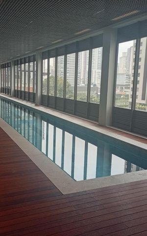 Apartamento à venda com 168m², 3 quartos e 2 vagas Apartamento à venda com 168m², 3 quartos e 2 vagasPiscina