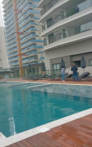Apartamento à venda com 168m², 3 quartos e 2 vagas Apartamento à venda com 168m², 3 quartos e 2 vagasPiscina