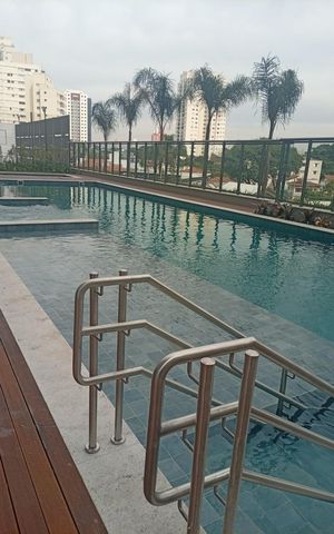 Apartamento à venda com 168m², 3 quartos e 2 vagas Apartamento à venda com 168m², 3 quartos e 2 vagasPiscina
